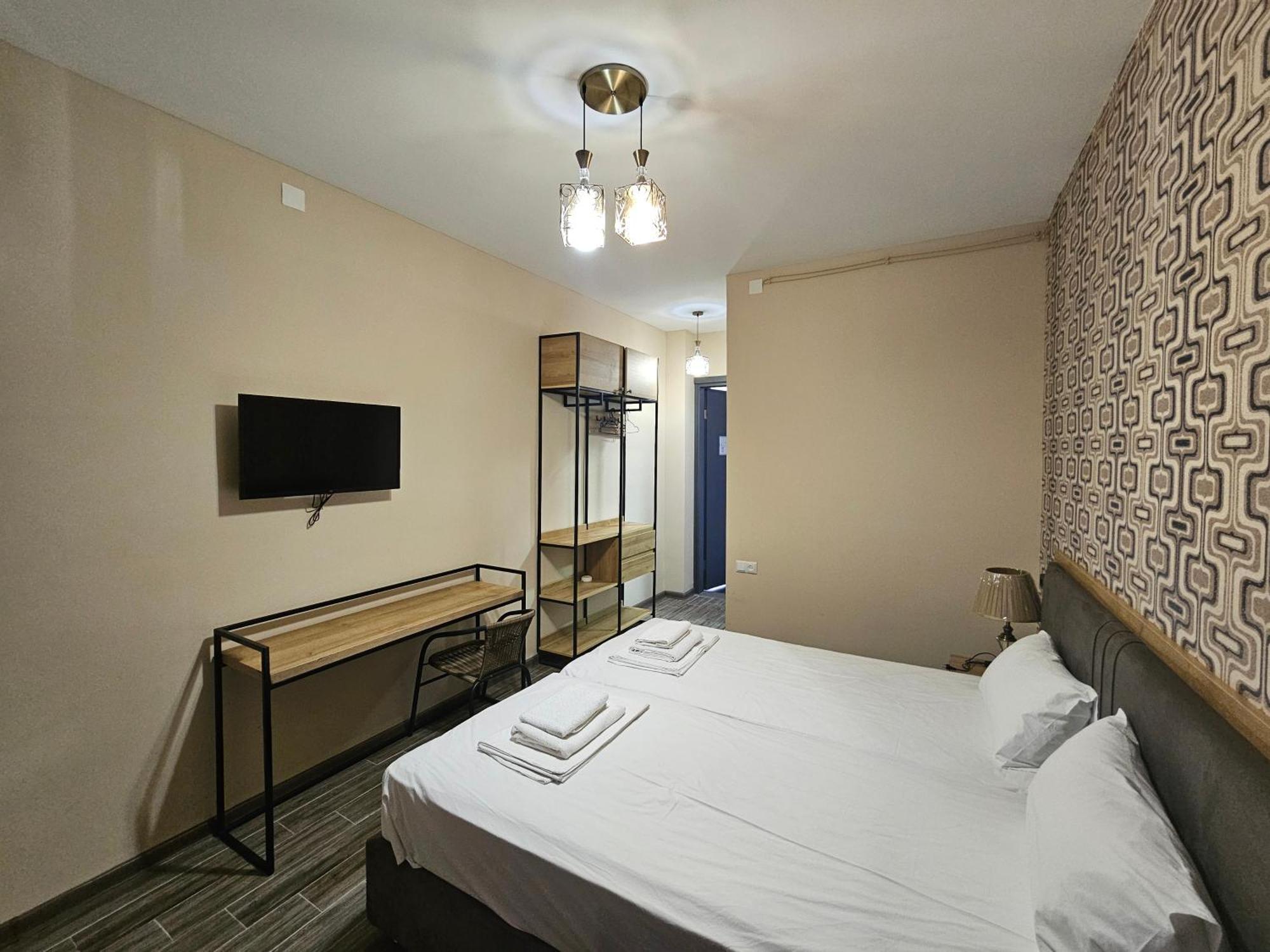 Casa Del Mar Hotel Квариати Екстериор снимка