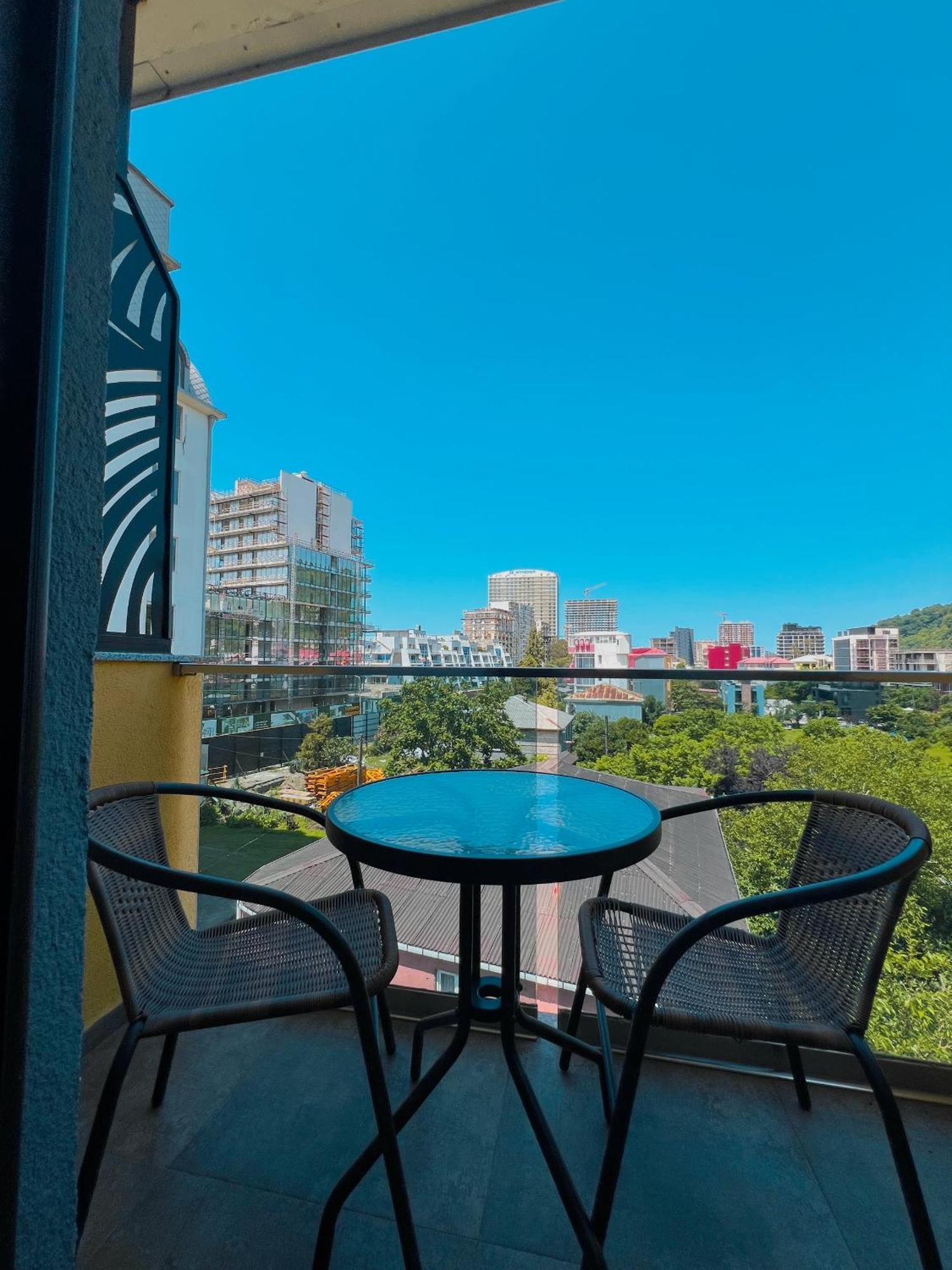 Casa Del Mar Hotel Квариати Екстериор снимка