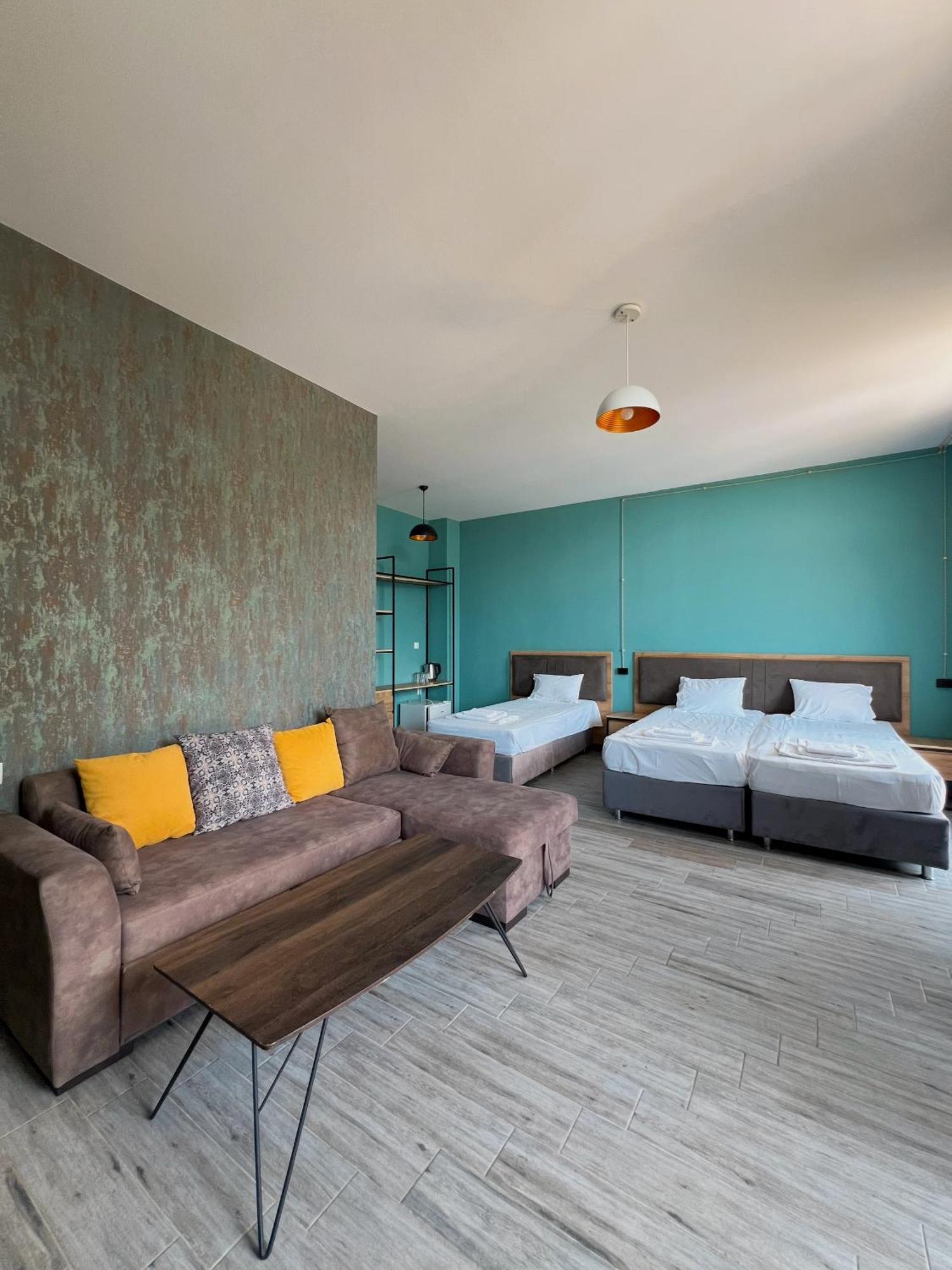 Casa Del Mar Hotel Квариати Екстериор снимка