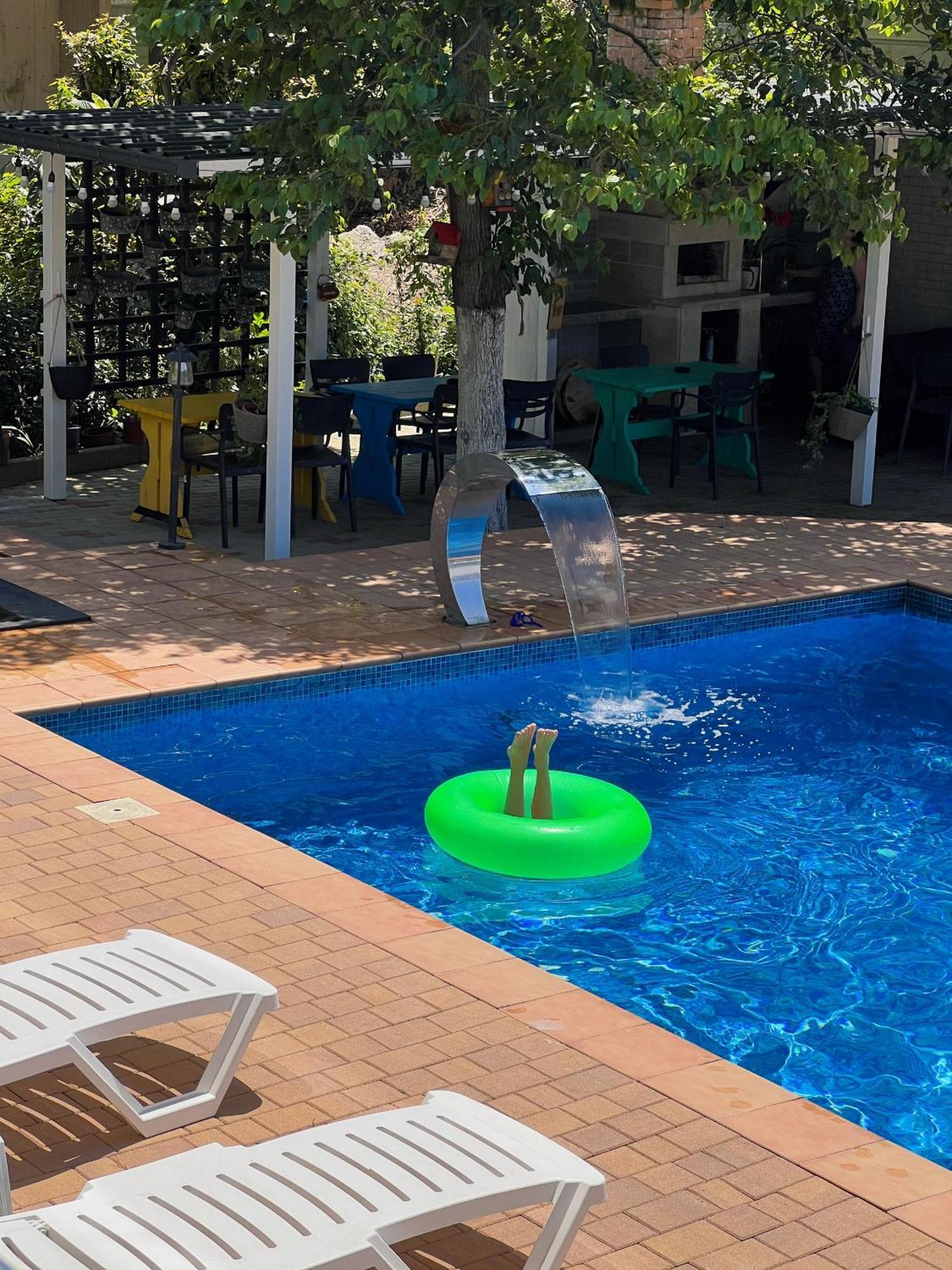 Casa Del Mar Hotel Квариати Екстериор снимка