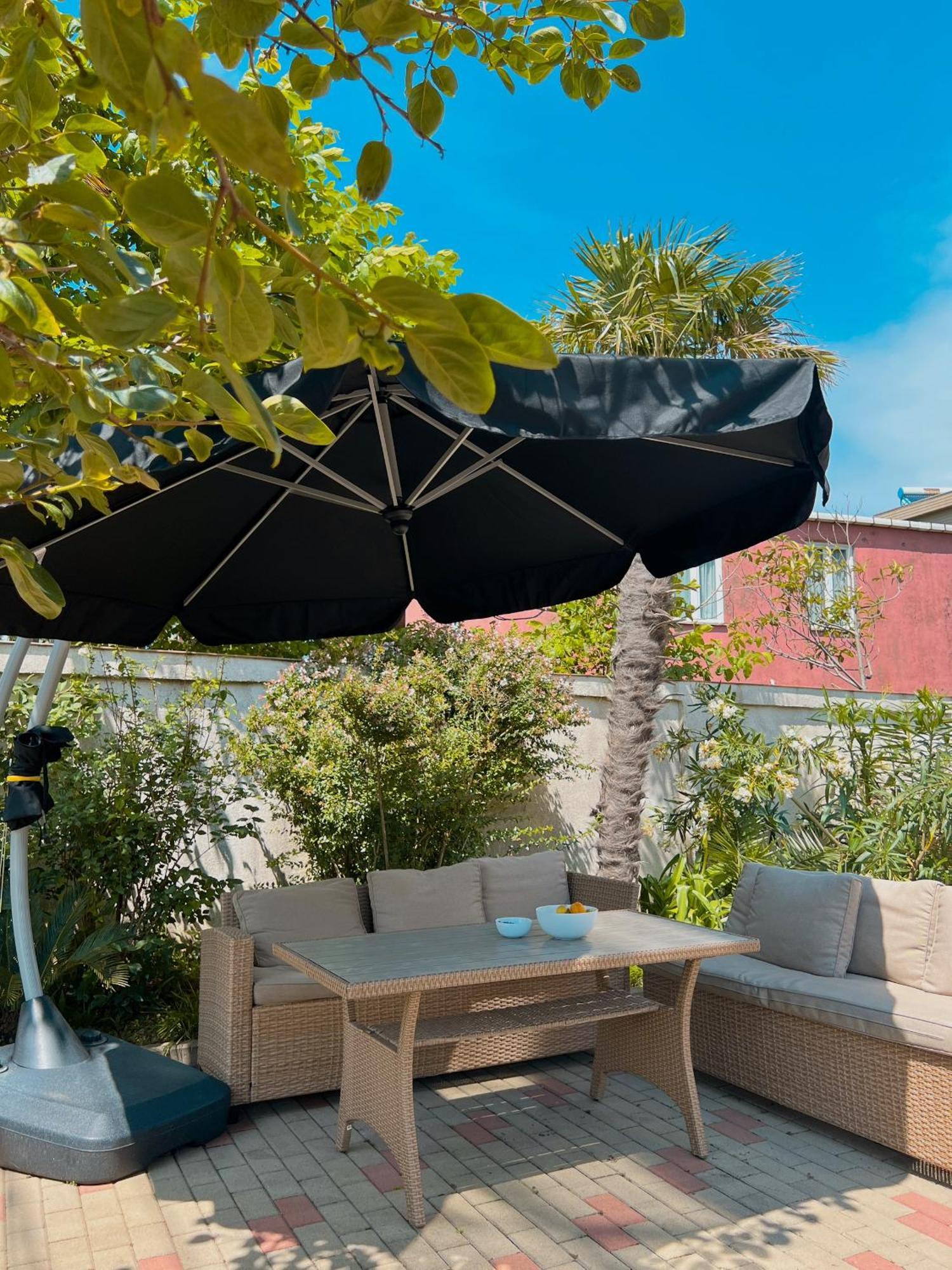 Casa Del Mar Hotel Квариати Екстериор снимка